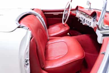 Chevrolet Corvette thumbnail 8