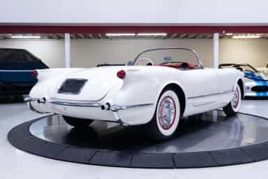Chevrolet Corvette thumbnail 11