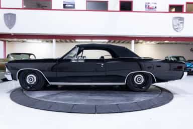 LS3-Powered Chevrolet Chevelle Malibu Convertible 6-Speed thumbnail 3