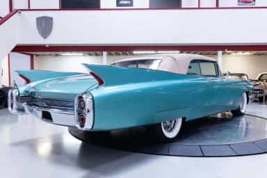 Cadillac Series 62 Convertible thumbnail 11