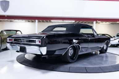 LS3-Powered Chevrolet Chevelle Malibu Convertible 6-Speed thumbnail 9