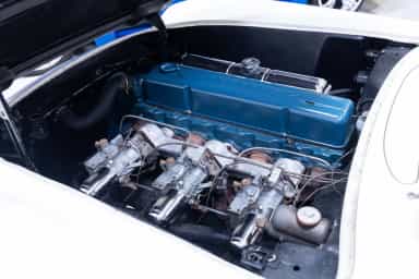 Chevrolet Corvette thumbnail 10