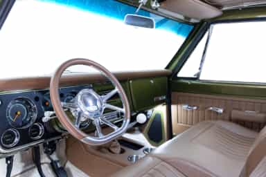 Chevrolet C10 Pickup thumbnail 3