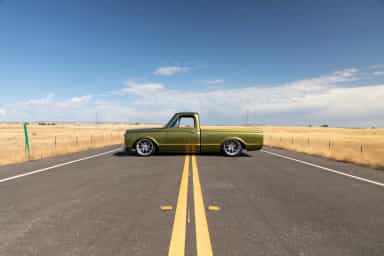 Chevrolet C10 Pickup thumbnail 9