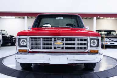 Modified Chevrolet C10 Pickup thumbnail 5